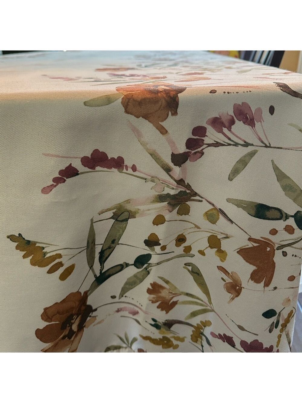 Floral Tablecloth with Earthy Tones - Picture 2 of 4